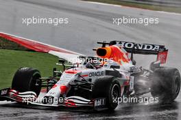 Max Verstappen (NLD) Red Bull Racing RB16B. 09.10.2021. Formula 1 World Championship, Rd 16, Turkish Grand Prix, Istanbul, Turkey, Qualifying Day.
