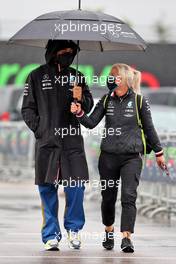 Lewis Hamilton (GBR) Mercedes AMG F1 with Angela Cullen (NZL) Mercedes AMG F1 Physiotherapist. 09.10.2021. Formula 1 World Championship, Rd 16, Turkish Grand Prix, Istanbul, Turkey, Qualifying Day.