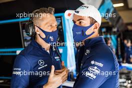 (L to R): Gaetan Jego, Williams Racing Race Engineer with Nicholas Latifi (CDN) Williams Racing. 09.10.2021. Formula 1 World Championship, Rd 16, Turkish Grand Prix, Istanbul, Turkey, Qualifying Day.