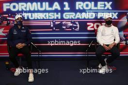 (L to R): Nicholas Latifi (CDN) Williams Racing and Valtteri Bottas (FIN) Mercedes AMG F1 in the FIA Press Conference. 07.10.2021. Formula 1 World Championship, Rd 16, Turkish Grand Prix, Istanbul, Turkey, Preparation Day.