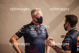 Jonathan Wheatley (GBR) Red Bull Racing Team Manager. 10.12.2021. Formula 1 World Championship, Rd 22, Abu Dhabi Grand Prix, Yas Marina Circuit, Abu Dhabi, Practice Day.
