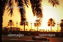 Nikita Mazepin (RUS) Haas F1 Team VF-21. 10.12.2021. Formula 1 World Championship, Rd 22, Abu Dhabi Grand Prix, Yas Marina Circuit, Abu Dhabi, Practice Day.