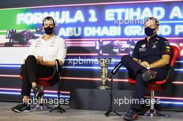 (L to R): Toto Wolff (GER) Mercedes AMG F1 Shareholder and Executive Director and Christian Horner (GBR) Red Bull Racing Team Principal in the FIA Press Conference. 10.12.2021. Formula 1 World Championship, Rd 22, Abu Dhabi Grand Prix, Yas Marina Circuit, Abu Dhabi, Practice Day.