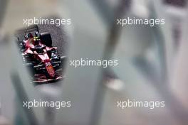 Carlos Sainz Jr (ESP), Scuderia Ferrari  10.12.2021. Formula 1 World Championship, Rd 22, Abu Dhabi Grand Prix, Yas Marina Circuit, Abu Dhabi, Practice Day.
