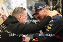 1st place and new World Champion, Max Verstappen (NLD) Red Bull Racing RB16B with Jos Verstappen (NLD).  12.12.2021. Formula 1 World Championship, Rd 22, Abu Dhabi Grand Prix, Yas Marina Circuit, Abu Dhabi, Race Day.