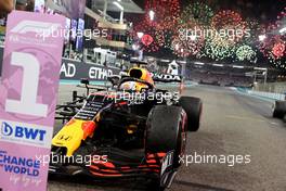 1st place and new World Champion, Max Verstappen (NLD) Red Bull Racing RB16B. 12.12.2021. Formula 1 World Championship, Rd 22, Abu Dhabi Grand Prix, Yas Marina Circuit, Abu Dhabi, Race Day.