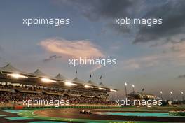 Max Verstappen (NLD) Red Bull Racing RB16B. 12.12.2021. Formula 1 World Championship, Rd 22, Abu Dhabi Grand Prix, Yas Marina Circuit, Abu Dhabi, Race Day.