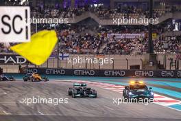 Safety Car, Lewis Hamilton (GBR), Mercedes AMG F1   12.12.2021. Formula 1 World Championship, Rd 22, Abu Dhabi Grand Prix, Yas Marina Circuit, Abu Dhabi, Race Day.