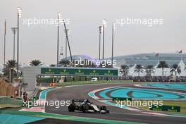George Russell (GBR) Williams Racing FW43B. 12.12.2021. Formula 1 World Championship, Rd 22, Abu Dhabi Grand Prix, Yas Marina Circuit, Abu Dhabi, Race Day.