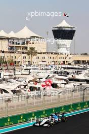 George Russell (GBR) Williams Racing FW43B. 11.12.2021. Formula 1 World Championship, Rd 22, Abu Dhabi Grand Prix, Yas Marina Circuit, Abu Dhabi, Qualifying Day.