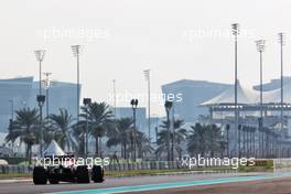 Sergio Perez (MEX) Red Bull Racing RB16B. 11.12.2021. Formula 1 World Championship, Rd 22, Abu Dhabi Grand Prix, Yas Marina Circuit, Abu Dhabi, Qualifying Day.