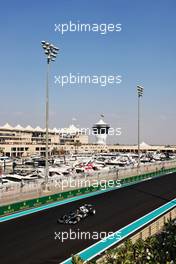 Yuki Tsunoda (JPN) AlphaTauri AT02. 11.12.2021. Formula 1 World Championship, Rd 22, Abu Dhabi Grand Prix, Yas Marina Circuit, Abu Dhabi, Qualifying Day.