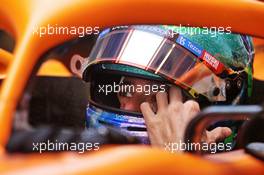 Daniel Ricciardo (AUS) McLaren MCL35M. 11.12.2021. Formula 1 World Championship, Rd 22, Abu Dhabi Grand Prix, Yas Marina Circuit, Abu Dhabi, Qualifying Day.