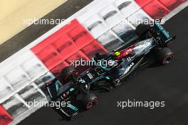 Valtteri Bottas (FIN), Mercedes AMG F1  11.12.2021. Formula 1 World Championship, Rd 22, Abu Dhabi Grand Prix, Yas Marina Circuit, Abu Dhabi, Qualifying Day.