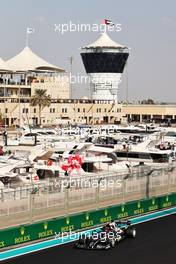 Pierre Gasly (FRA) AlphaTauri AT02. 11.12.2021. Formula 1 World Championship, Rd 22, Abu Dhabi Grand Prix, Yas Marina Circuit, Abu Dhabi, Qualifying Day.