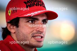 Carlos Sainz Jr (ESP), Scuderia Ferrari  09.12.2021. Formula 1 World Championship, Rd 22, Abu Dhabi Grand Prix, Yas Marina Circuit, Abu Dhabi, Preparation Day.