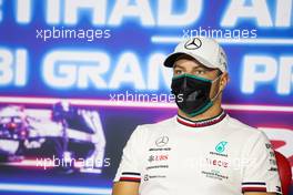 Valtteri Bottas (FIN) Mercedes AMG F1 in the FIA Press Conference. 09.12.2021. Formula 1 World Championship, Rd 22, Abu Dhabi Grand Prix, Yas Marina Circuit, Abu Dhabi, Preparation Day.