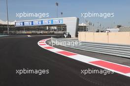 Turn 15 circuit changes. 08.12.2021. Formula 1 World Championship, Rd 22, Abu Dhabi Grand Prix, Yas Marina Circuit, Abu Dhabi, Preparation Day.