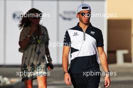 Pierre Gasly (FRA) AlphaTauri. 09.12.2021. Formula 1 World Championship, Rd 22, Abu Dhabi Grand Prix, Yas Marina Circuit, Abu Dhabi, Preparation Day.