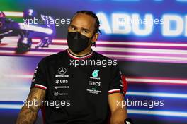 Lewis Hamilton (GBR) Mercedes AMG F1 in the FIA Press Conference. 09.12.2021. Formula 1 World Championship, Rd 22, Abu Dhabi Grand Prix, Yas Marina Circuit, Abu Dhabi, Preparation Day.