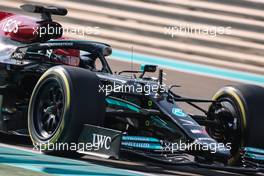 George Russell (GBR), Mercedes AMG F1  15.12.2021. Formula 1 Testing, Yas Marina Circuit, Abu Dhabi, Wednesday.