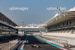 Valtteri Bottas (FIN), Alfa Romeo Racing  14.12.2021. Formula 1 Testing, Yas Marina Circuit, Abu Dhabi, Tuesday.