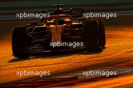 Daniel Ricciardo (AUS), McLaren F1 Team  14.12.2021. Formula 1 Testing, Yas Marina Circuit, Abu Dhabi, Tuesday.