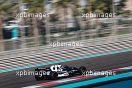 Liam Lawson (NZ), Scuderia Alpha Tauri  14.12.2021. Formula 1 Testing, Yas Marina Circuit, Abu Dhabi, Tuesday.