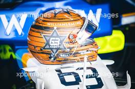 The helmet of George Russell (GBR) Williams Racing FW43B. 22.10.2021. Formula 1 World Championship, Rd 17, United States Grand Prix, Austin, Texas, USA, Practice Day.