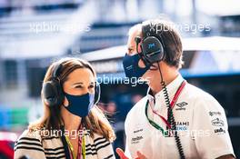(L to R): Pippa Middleton (GBR) with James Matthews (GBR) Eden Rock Group CEO - Williams Racing Board Member. 22.10.2021. Formula 1 World Championship, Rd 17, United States Grand Prix, Austin, Texas, USA, Practice Day.
