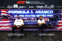 (L to R): Guenther Steiner (ITA) Haas F1 Team Prinicipal and Jost Capito (GER) Williams Racing Chief Executive Officer in the FIA Press Conference. 22.10.2021. Formula 1 World Championship, Rd 17, United States Grand Prix, Austin, Texas, USA, Practice Day.