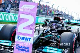 Lewis Hamilton (GBR) Mercedes AMG F1 W12 in qualifying parc ferme. 23.10.2021. Formula 1 World Championship, Rd 17, United States Grand Prix, Austin, Texas, USA, Qualifying Day.