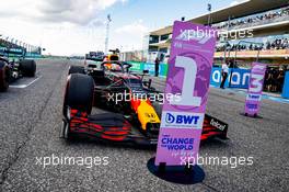 Pole sitter Max Verstappen (NLD) Red Bull Racing RB16B in qualifying parc ferme. 23.10.2021. Formula 1 World Championship, Rd 17, United States Grand Prix, Austin, Texas, USA, Qualifying Day.
