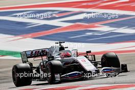 Nikita Mazepin (RUS) Haas F1 Team VF-21. 23.10.2021. Formula 1 World Championship, Rd 17, United States Grand Prix, Austin, Texas, USA, Qualifying Day.