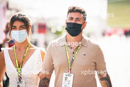 Michael Latifi (CDN) brother of Nicholas Latifi (CDN) Williams Racing, with his girlfriend. 23.10.2021. Formula 1 World Championship, Rd 17, United States Grand Prix, Austin, Texas, USA, Qualifying Day.