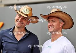 Ralf Schumacher (GER) (Right). 24.10.2021. Formula 1 World Championship, Rd 17, United States Grand Prix, Austin, Texas, USA, Race Day.