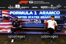 (L to R): Max Verstappen (NLD) Red Bull Racing and Daniel Ricciardo (AUS) McLaren in the FIA Press Conference. 21.10.2021. Formula 1 World Championship, Rd 17, United States Grand Prix, Austin, Texas, USA, Preparation Day.