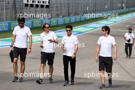 Lando Norris (GBR) McLaren walks the circuit with the team. 21.10.2021. Formula 1 World Championship, Rd 17, United States Grand Prix, Austin, Texas, USA, Preparation Day.