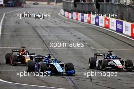 Guanyu Zhou (CHN) Uni-Virtuosi Racing ands David Beckmann (GER) Charouz Racing System battle for position. 06.06.2021. FIA Formula 2 Championship, Rd 3, Feature Race, Baku, Azerbaijan, Sunday.
