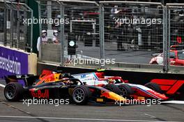 Liam Lawson (NZL) Hitech and Oscar Piastri (AUS) PREMA Racing battle for position. 06.06.2021. FIA Formula 2 Championship, Rd 3, Feature Race, Baku, Azerbaijan, Sunday.