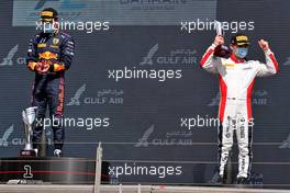 David Beckmann (GER) Charouz Racing System (Right) celebrates his third position on the podium. 27.03.2021. FIA Formula 2 Championship, Rd 1, Sprint Race 1, Sakhir, Bahrain, Saturday.