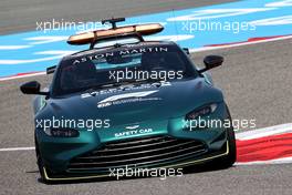 Aston Martin Safety car. 28.03.2021. FIA Formula 2 Championship, Rd 1, Feature Race, Sakhir, Bahrain, Sunday.