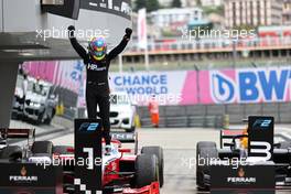 Race winner Oscar Piastri (AUS) PREMA Racing celebrates in parc ferme. 26.09.2021. FIA Formula 2 Championship, Rd 6, Feature Race, Sochi, Russia, Sunday.