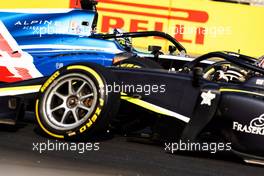 Guanyu Zhou (CHN) Uni-Virtuosi Racing spins. 04.12.2021. FIA Formula 2 Championship, Rd 7, Sprint Race 1, Jeddah, Saudi Arabia, Saturday.