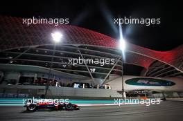 Bent Viscaal (NLD) Trident. 10.12.2021. Formula 2 Championship, Rd 8, Yas Marina Circuit, Abu Dhabi, UAE, Friday.