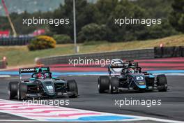 Rafael Villagomez (MEX) HWA RACELAB and Ido Cohen (ISR) Carlin Buzz battle for position. 19.06.2021. FIA Formula 3 Championship, Rd 2, Sprint Race 1, Paul Ricard, France, Saturday.