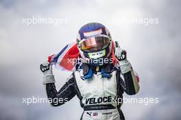 Race winner and W Series champion Jamie Chadwick (GBR) Veloce Racing celebrates in parc ferme. 24.10.2021. W Series, Rd 7, Austin, Texas, USA, Race 2 Day.