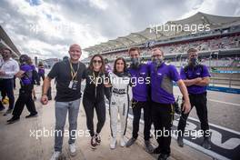 Race winner and W Series Champion Jamie Chadwick (GBR) Veloce Racing celebrates in parc ferme with the team. 24.10.2021. W Series, Rd 7, Austin, Texas, USA, Race 2 Day.
