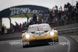 Dries Vanthoor (BEL) / Alvaro Parente (POR) / Maxime Martin (BEL) #72 Hub Auto Racing Porsche 911 RSR - 19. 21.08.2021. FIA World Endurance Championship, Le Mans 24 Hour Race, Le Mans, France, Saturday.