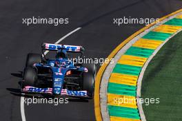 Fernando Alonso (ESP), Alpine F1 Team  08.04.2022. Formula 1 World Championship, Rd 3, Australian Grand Prix, Albert Park, Melbourne, Australia, Practice Day.